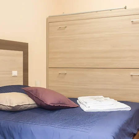 Guest house Good Night Moon 3*